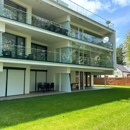 Bauhaus Dream Deluxe T *