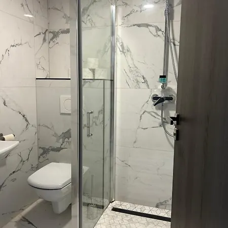 Bauhaus Dream Deluxe T *